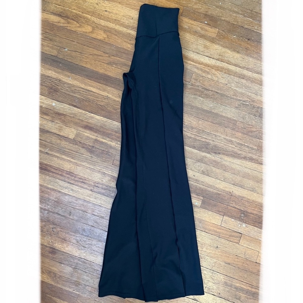 Abercrombie and fitch YPB slit flare leggings